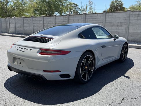 Certified 2018 Porsche 911 Carrera image 6