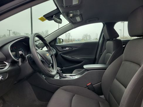 Used 2024 Chevrolet Malibu LT image 15