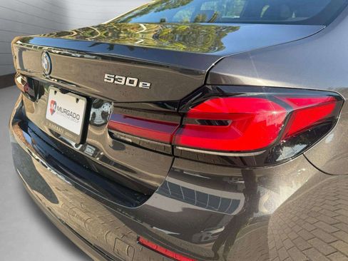 Used 2023 BMW 530e xDrive w/ Premium Package AWD/4WD image 12