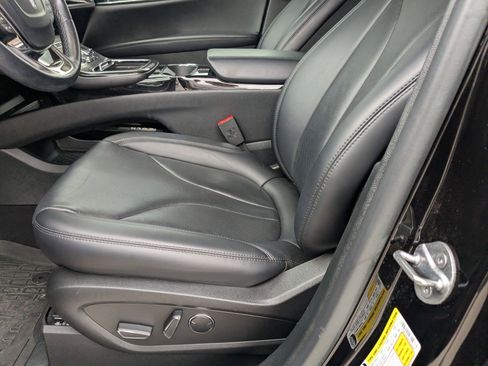 Used 2023 Lincoln Nautilus Reserve w/ Monochromatic Package image 9