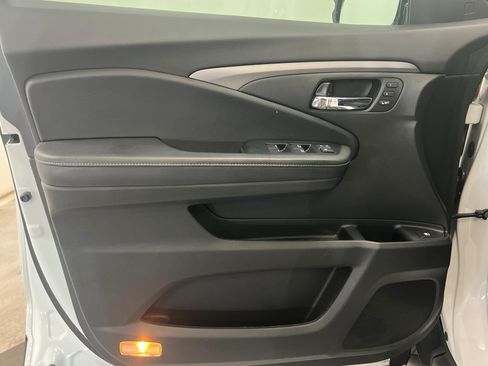 Used 2023 Honda Ridgeline RTL-E image 15
