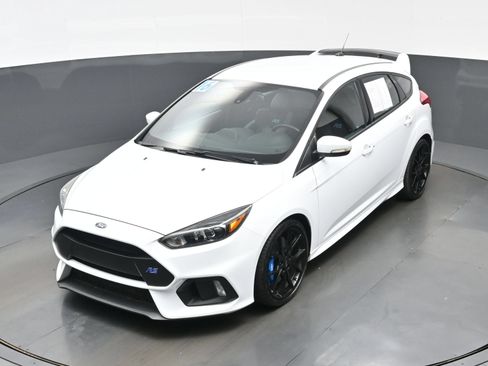 Used 2016 Ford Focus RS AWD/4WD image 37
