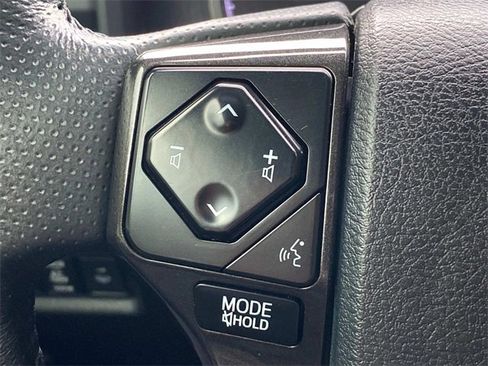 Used 2023 Toyota 4Runner TRD Off-Road Premium image 18