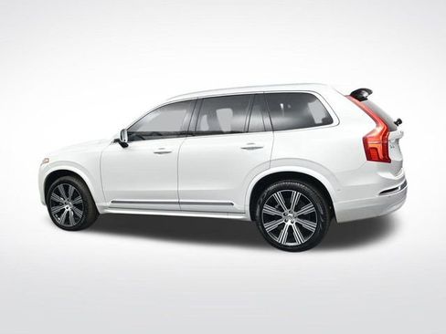 Used 2024 Volvo XC90 B6 Ultimate w/ Protection Package Premier image 7