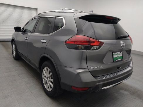 Used 2018 Nissan Rogue SV w/ Premium Package FWD image 5