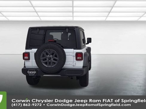 Used 2025 Jeep Wrangler Sport image 13
