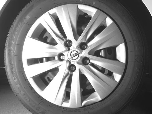 Used 2025 Nissan Sentra S image 15