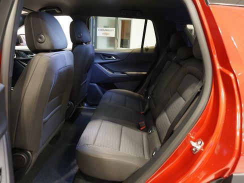 New 2026 Chevrolet Equinox LT image 11