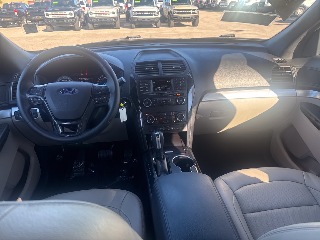 Used 2018 Ford Explorer FWD image 6