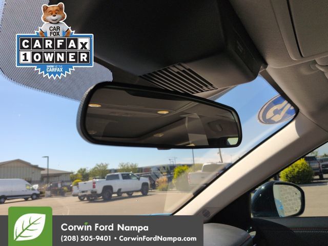 Used 2025 Nissan Kicks SR w/ SR Premium Package AWD/4WD image 21