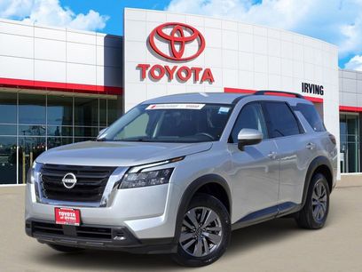 Used 2025 Nissan Pathfinder SV