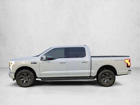 New 2025 Ford F150 Lightning Lariat image 9