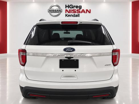 Used 2017 Ford Explorer 4WD image 6