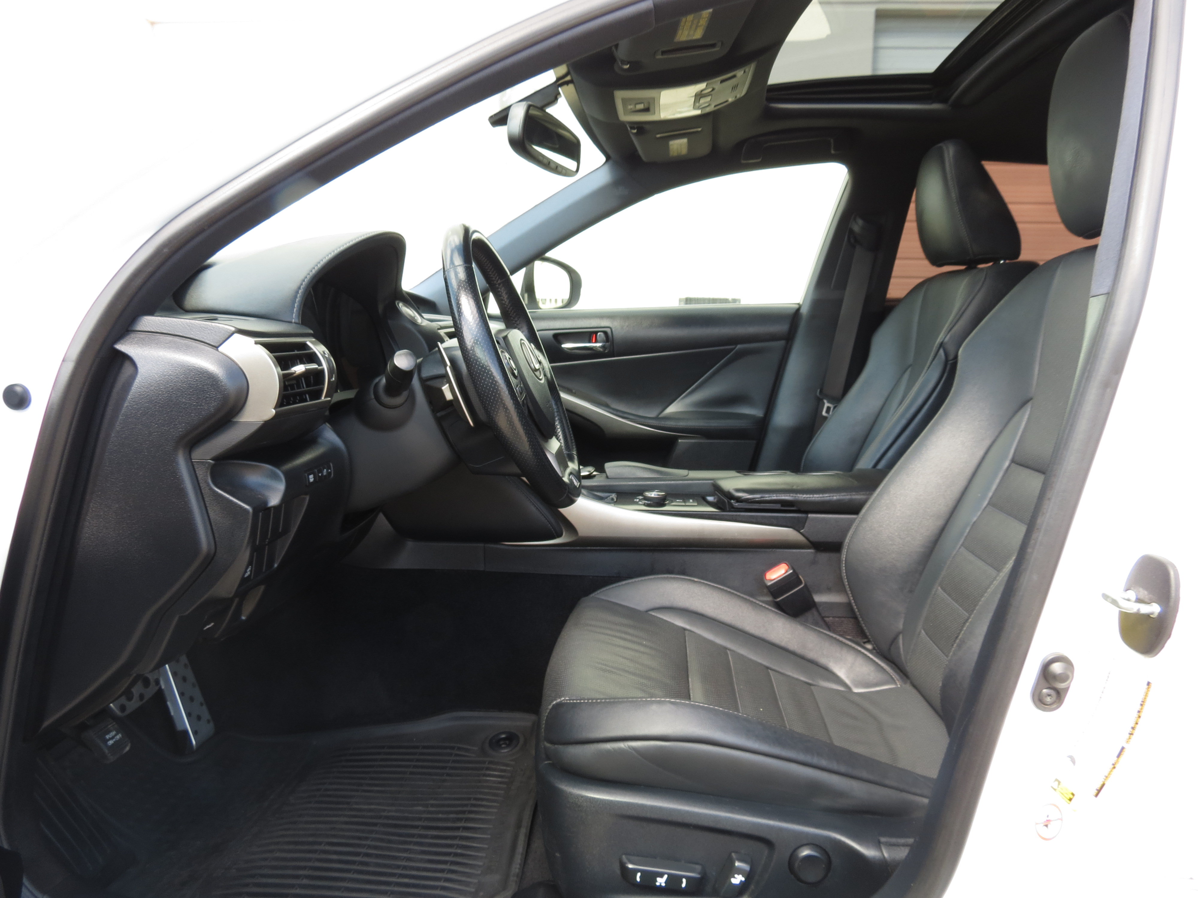 Used 2014 Lexus IS 350 w/ F Sport Package RWD image 26