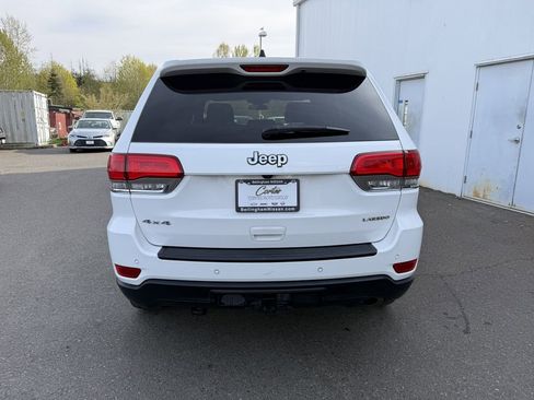 Used 2018 Jeep Grand Cherokee Laredo image 5