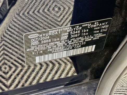Used 2025 Genesis G80 2.5T Advanced AWD/4WD image 33