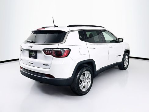 Used 2022 Jeep Compass Latitude AWD/4WD image 9