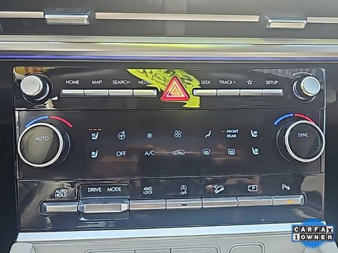 Used 2024 Hyundai Santa Fe Limited image 20