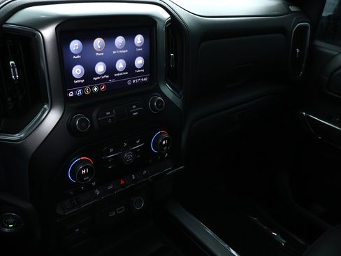 Used 2020 Chevrolet Silverado 3500 LTZ image 18