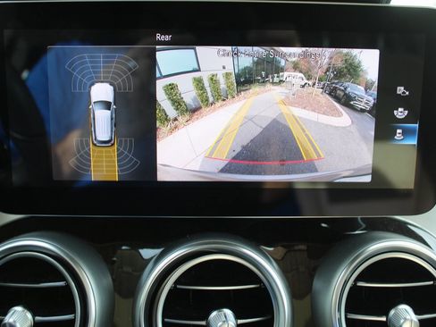 Certified 2021 Mercedes-Benz GLC 300 image 50