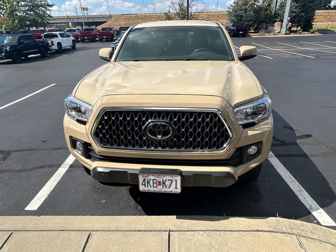 Used 2019 Toyota Tacoma TRD Off-Road AWD/4WD image 2