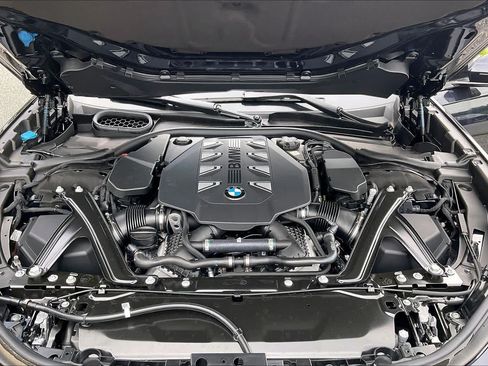 New 2026 BMW 760i xDrive w/ Autobahn Package AWD/4WD image 16