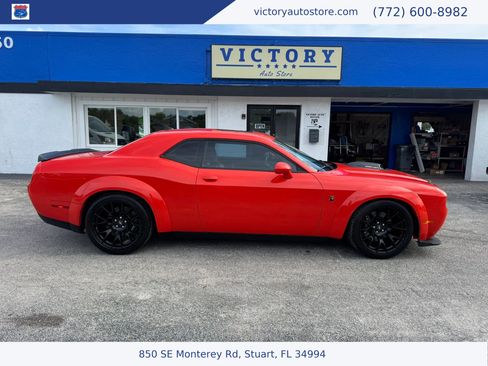 Used 2020 Dodge Challenger R/T Scat Pack w/ Shaker Package RWD image 15