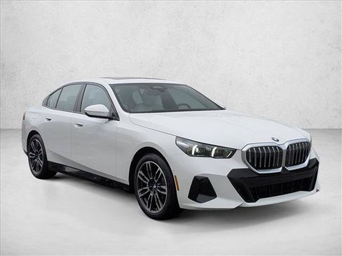 New 2026 BMW 530i xDrive AWD/4WD image 7