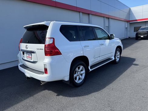 Used 2013 Lexus GX 460 w/ Comfort Plus Pkg AWD/4WD image 5