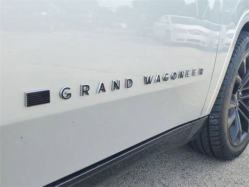 Used 2024 Jeep Grand Wagoneer L Series II w/ Quick Order Packagew 28T image 7