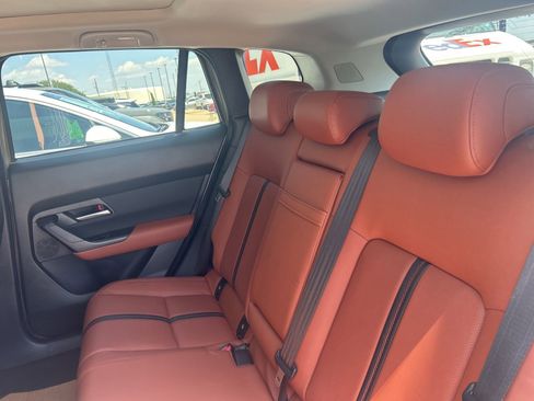 Used 2025 MAZDA CX-50 AWD 2.5 Turbo w/ Premium Pkg image 16