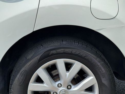 Used 2011 Nissan Murano S FWD image 23
