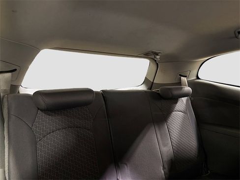 Used 2011 Chevrolet Traverse LS image 23