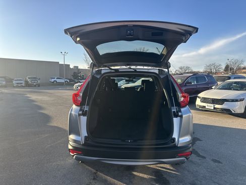 Used 2017 Honda CR-V EX image 10