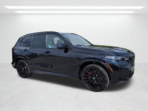 New 2026 BMW X5 xDrive40i w/ M Sport Package AWD/4WD image 2