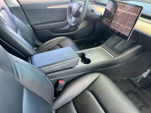 Used 2023 Tesla Model 3 Standard Range image 16