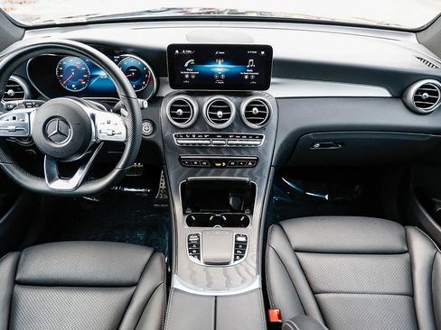 Certified 2022 Mercedes-Benz GLC 300 4MATIC image 10