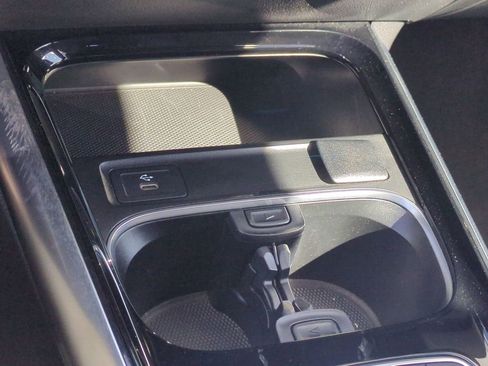 Used 2025 Mercedes-Benz GLA 250 image 18