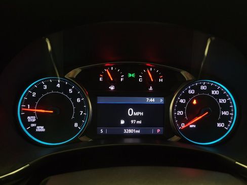 Used 2024 Chevrolet Equinox RS FWD image 23