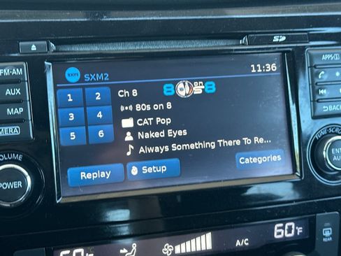 Used 2016 Nissan Rogue SL w/ SL Premium Package AWD/4WD image 18