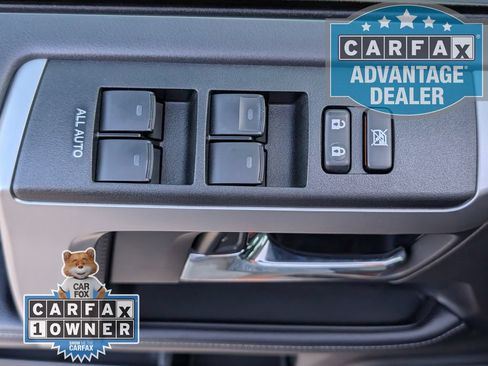 Used 2023 Toyota 4Runner SR5 Premium w/ Moonroof Package AWD/4WD image 18