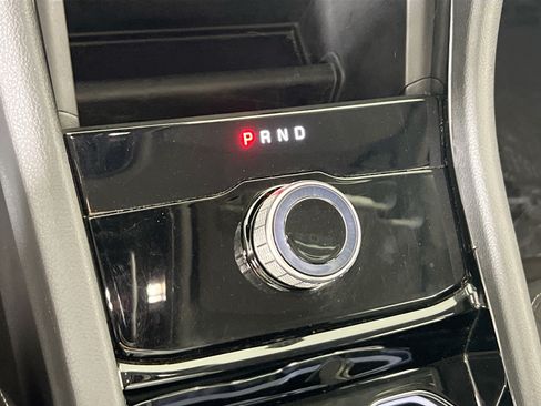 Used 2023 Jeep Grand Cherokee Laredo AWD/4WD image 16