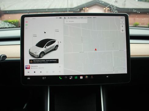 Used 2021 Tesla Model Y Long Range AWD/4WD image 14