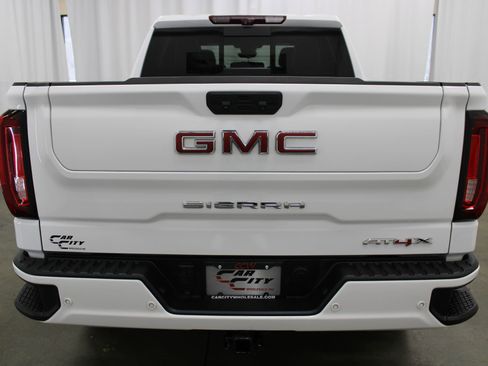 Used 2022 GMC Sierra 1500 AT4X image 5
