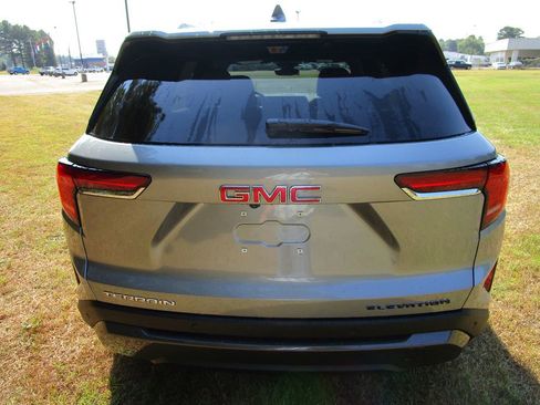 New 2026 GMC Terrain Elevation w/ Elevation Premium Package image 8