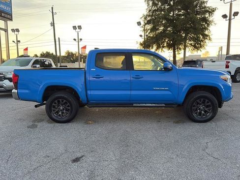 Used 2020 Toyota Tacoma SR5 image 8