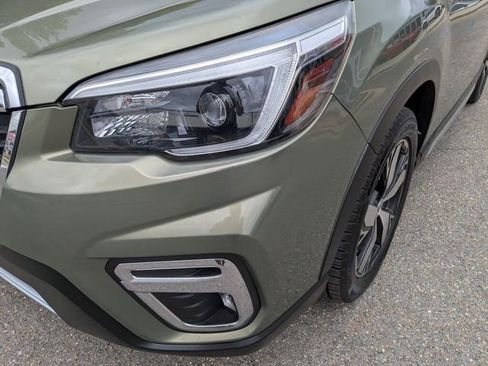 Used 2021 Subaru Forester Touring image 4