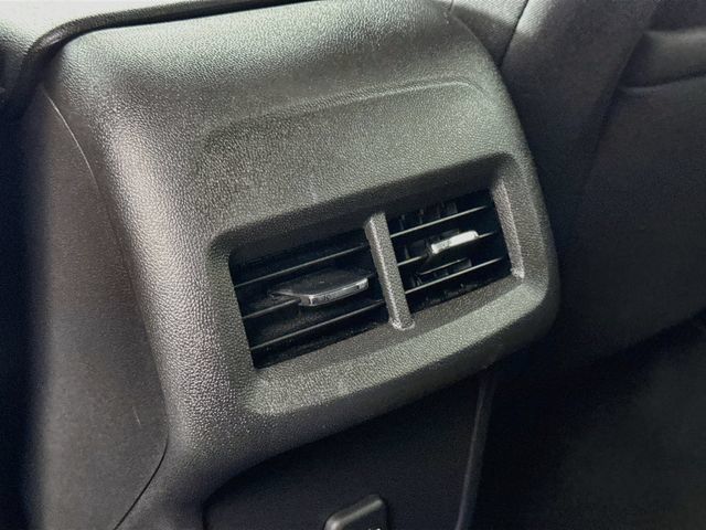 Used 2024 Chevrolet Equinox LT FWD image 34