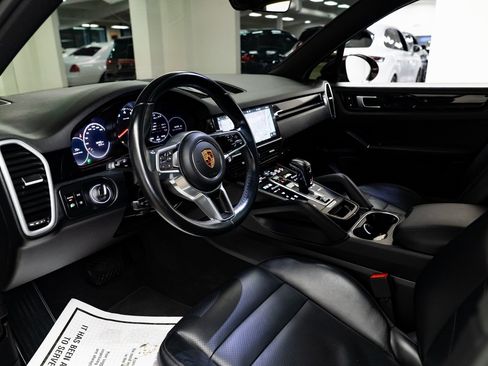 Used 2019 Porsche Cayenne image 20