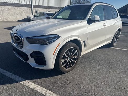 Certified 2023 BMW X5 xDrive40i w/ M Sport Package image 1